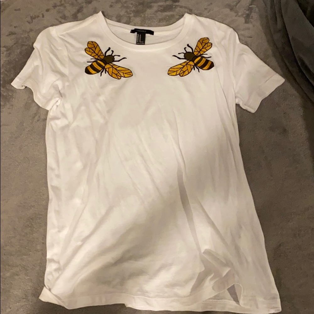 bee t-shirt